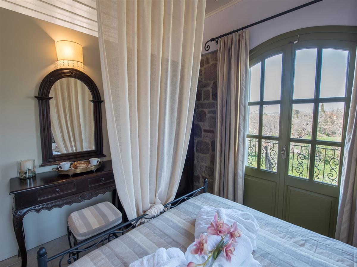 Moongarden Aparthotel มิธิมนา ภายนอก รูปภาพ