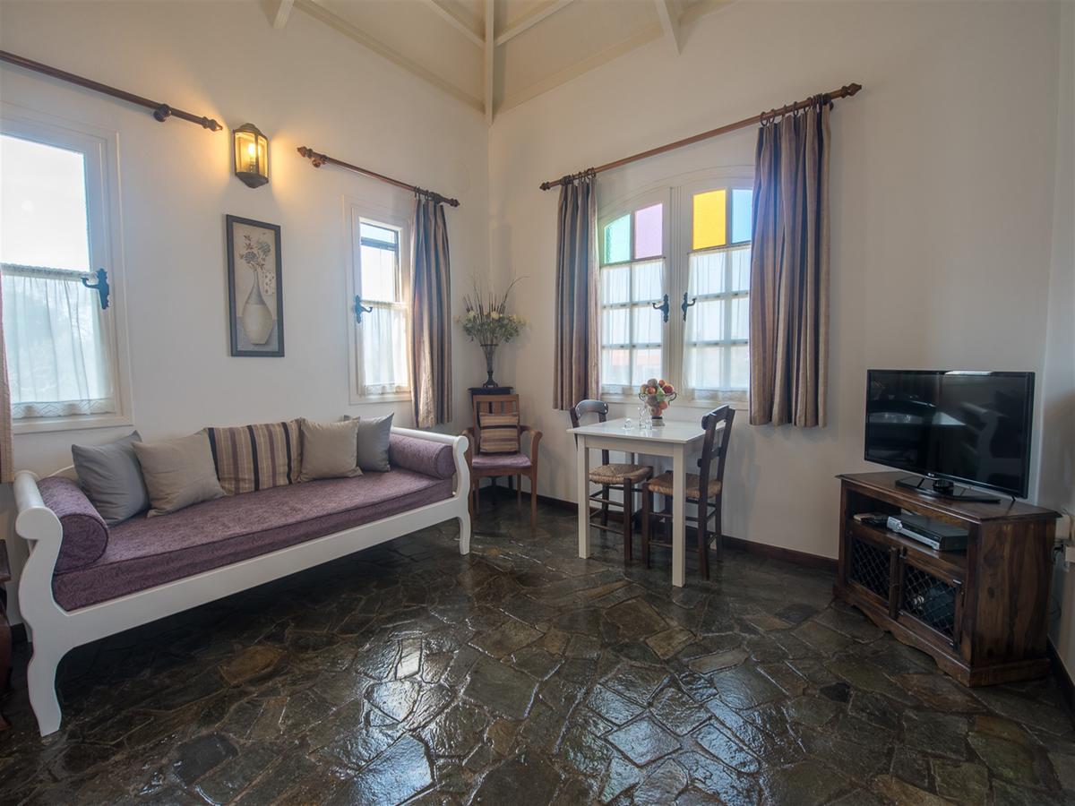 Moongarden Aparthotel มิธิมนา ภายนอก รูปภาพ