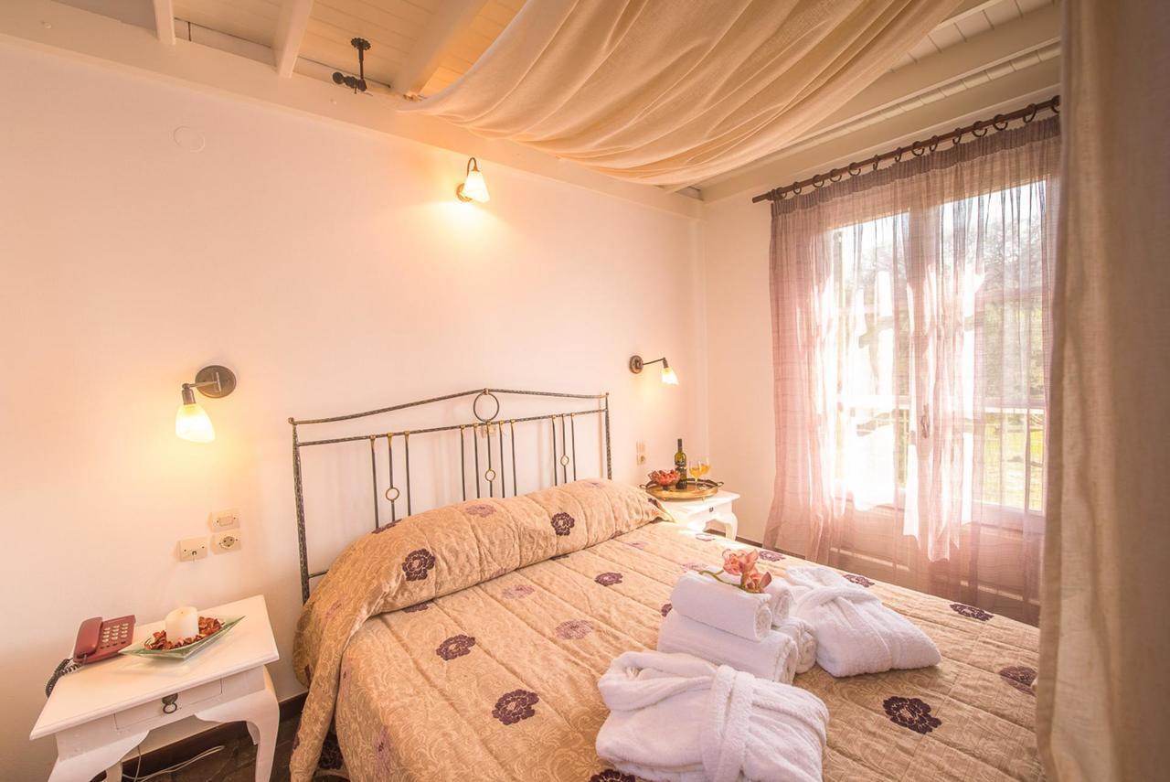 Moongarden Aparthotel มิธิมนา ภายนอก รูปภาพ